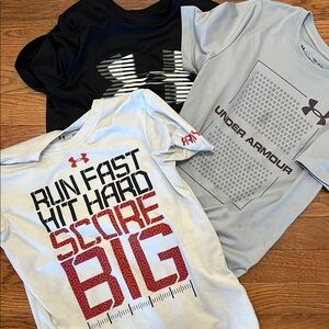 Under Armour Black and Gray Short Sleeve Tees Moisture-Wicking Performance